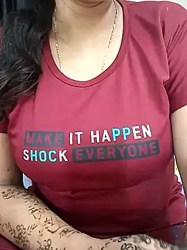 Snapshot of kaamuk_shweta chatting on 02-25-25, 06:53 kaamuk shweta online show from 02-25-25, 06:53