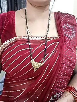 Snapshot of kaamuk_shweta chatting on 02-26-25, 04:25 kaamuk shweta online show from 02-26-25, 04:25