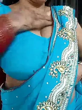 Snapshot of kaamuk_shweta chatting on 03-01-25, 02:59 kaamuk shweta online show from 03-01-25, 02:59