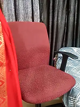 Snapshot of kaamuk_shweta chatting on 03-07-25, 08:13 kaamuk shweta online show from 03-07-25, 08:13