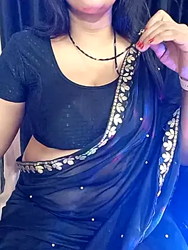 Snapshot of kaamuk_shweta chatting on 03-08-25, 08:35 kaamuk shweta online show from 03-08-25, 08:35