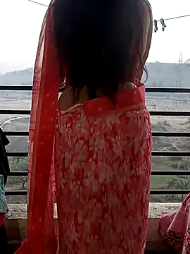 Snapshot of kaamuk_shweta chatting on 03-10-25, 01:23 kaamuk shweta online show from 03-10-25, 01:23