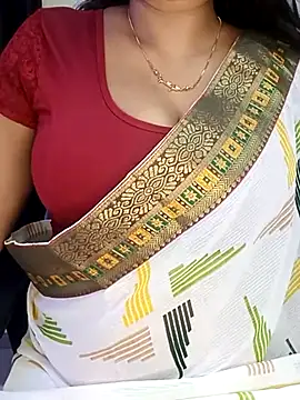 Snapshot of kaamuk_shweta chatting on 03-12-25, 08:19 kaamuk shweta online show from 03-12-25, 08:19