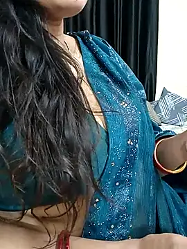 Snapshot of kaamuk_shweta chatting on 03-17-25, 10:49 kaamuk shweta online show from 03-17-25, 10:49