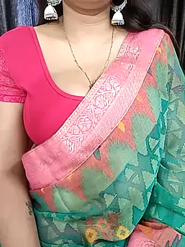 Snapshot of kaamuk_shweta chatting on 03-20-25, 09:48 kaamuk shweta online show from 03-20-25, 09:48