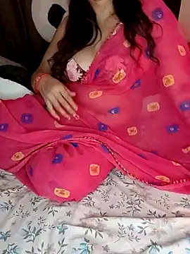 Snapshot of kaamuk_shweta chatting on 09-10-25, 07:52 kaamuk shweta online show from 09-10-25, 07:52