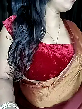 Snapshot of kaamuk_shweta chatting on 09-17-25, 10:06 kaamuk shweta online show from 09-17-25, 10:06