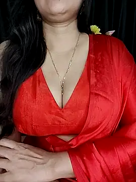 Snapshot of kaamuk_shweta chatting on 09-17-25, 11:06 kaamuk shweta online show from 09-17-25, 11:06