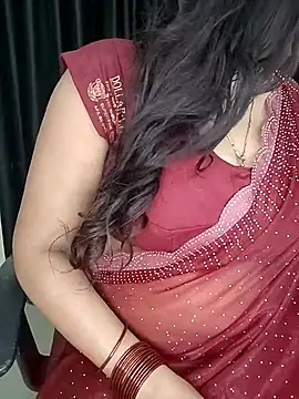 Snapshot of kaamuk_shweta chatting on 10-07-25, 04:15 kaamuk shweta online show from 10-07-25, 04:15