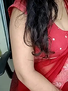 Snapshot of kaamuk_shweta chatting on 10-11-25, 05:33 kaamuk shweta online show from 10-11-25, 05:33