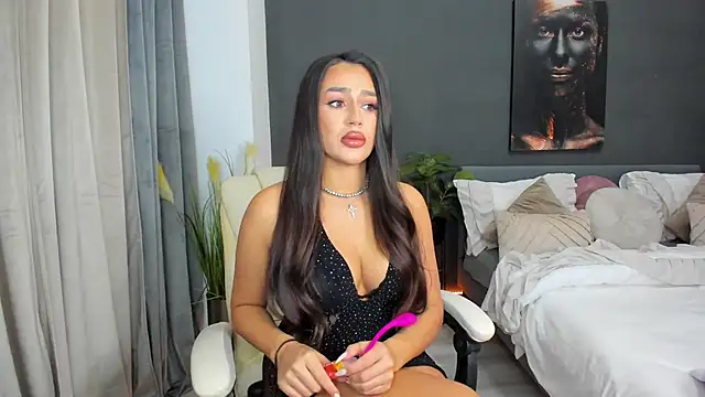 Sonia  Rey online show from 10-17-25, 07:22