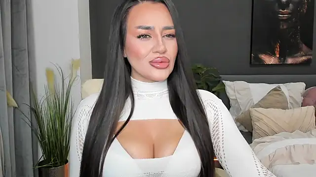 Sonia  Rey online show from 03-11-26, 07:20