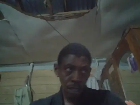 Snapshot of PELOVER chatting on 06-17-26, 02:36 PELOVER online show from 06-17-26, 02:36