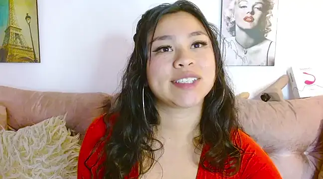 Snapshot of hinataleecs chatting on 02-05-25, 11:12 hinataleecs online show from 02-05-25, 11:12