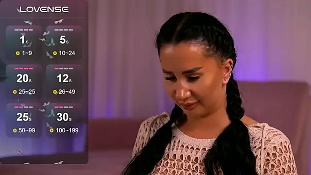 Snapshot of AnaRhodes chatting on 10-30-25, 10:32 AnaRhodes online show from 10-30-25, 10:32