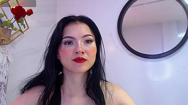 Snapshot of _Rouse_v chatting on 12-11-24, 01:17 Rouse v online show from 12-11-24, 01:17