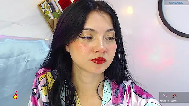 Snapshot of _Rouse_v chatting on 02-06-25, 04:25 Rouse v online show from 02-06-25, 04:25