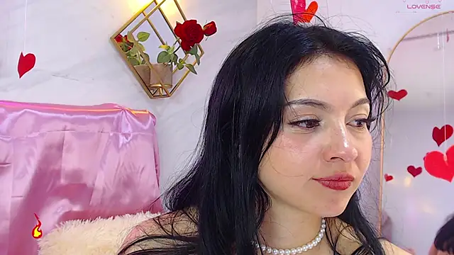 Snapshot of _Rouse_v chatting on 02-14-25, 08:37 Rouse v online show from 02-14-25, 08:37
