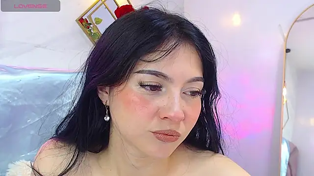 Snapshot of _Rouse_v chatting on 02-20-25, 01:30 Rouse v online show from 02-20-25, 01:30