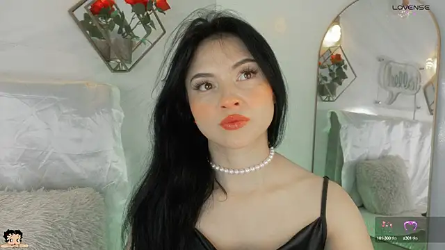 Snapshot of _Rouse_v chatting on 09-20-25, 02:29 Rouse v online show from 09-20-25, 02:29
