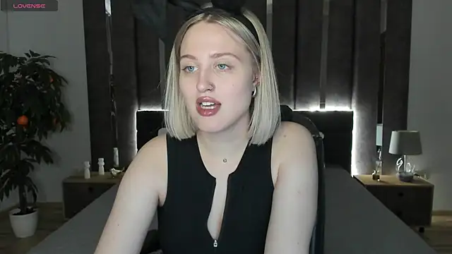  Sarah Soul  online show from 12-15-24, 07:02