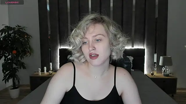  Sarah Soul  online show from 12-16-24, 04:02