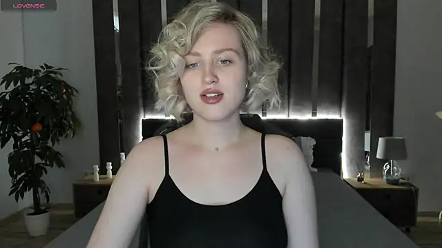  Sarah Soul  online show from 12-16-24, 07:04