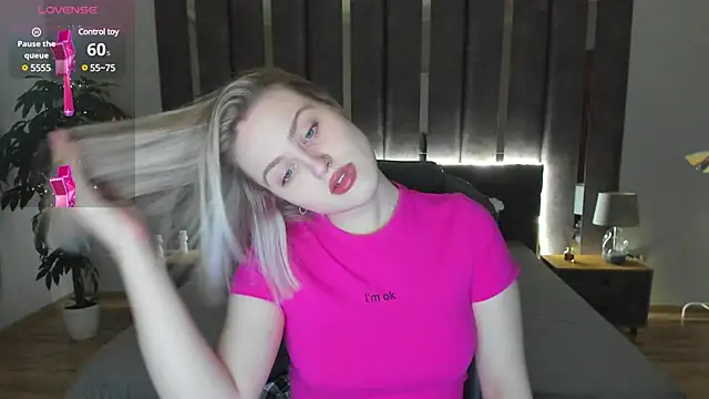  Sarah Soul  online show from 12-22-24, 01:01