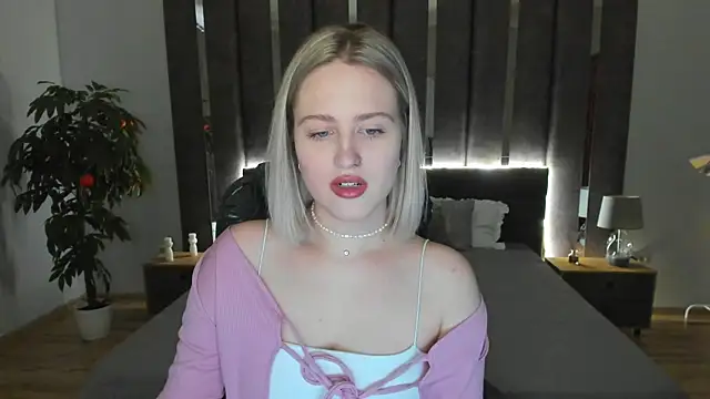  Sarah Soul  online show from 12-23-24, 04:01