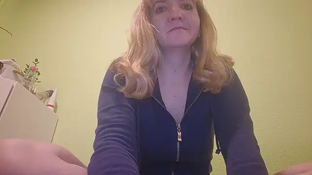 EstrellaWalters online show from 01-02-25, 06:56