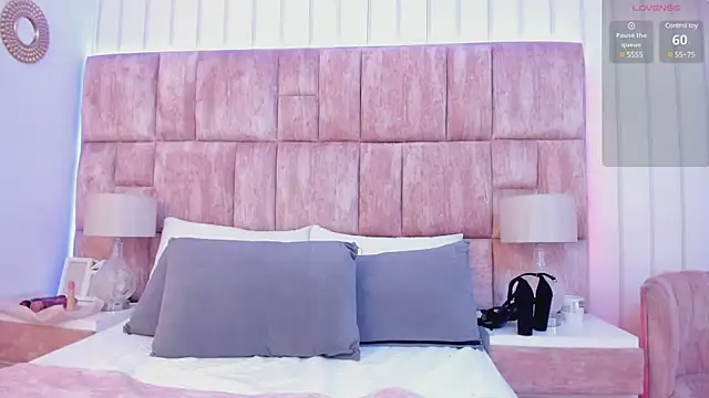 Snapshot of Cloesweet_1 chatting on 03-15-25, 06:32 Cloesweet 1 online show from 03-15-25, 06:32