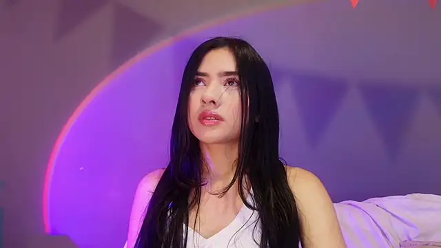 adara johnson   online show from 06-19-26, 11:47