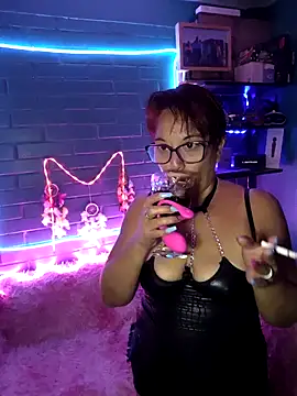 TRISH MILF online show from 03-23-25, 04:05