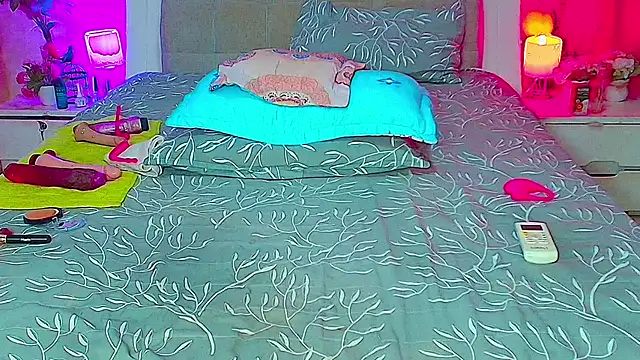 Snapshot of Kendralove31xxx chatting on 04-12-26, 04:50 Kendralove31xxx online show from 04-12-26, 04:50