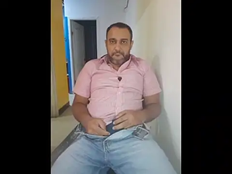 Snapshot of friendsloversex chatting on 10-23-25, 07:56 friendsloversex online show from 10-23-25, 07:56