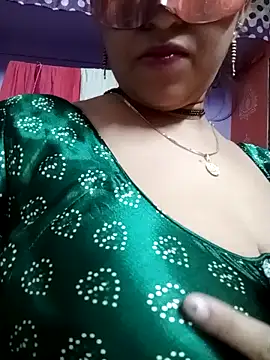 Snapshot of jiyahot1432 chatting on 02-02-25, 09:08 jiyahot1432 online show from 02-02-25, 09:08