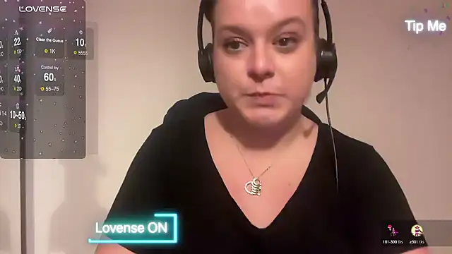 NaughtyWifeUK online show from 12-29-24, 04:19