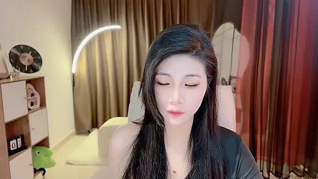 Snapshot of Vaidurya-Yolo chatting on 06-08-26, 02:28 Vaidurya-Yolo online show from 06-08-26, 02:28