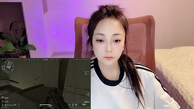 Snapshot of Daisy-77 chatting on 03-02-26, 02:02 Daisy-77 online show from 03-02-26, 02:02