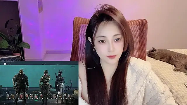 Snapshot of Daisy-77 chatting on 03-07-26, 12:46 Daisy-77 online show from 03-07-26, 12:46