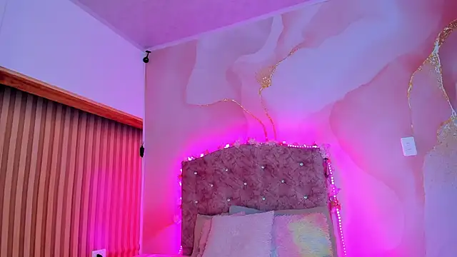 Daisy  rose online show from 03-21-25, 03:01