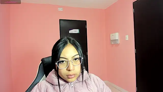 AlanaPetterson online show from 12-11-24, 12:34