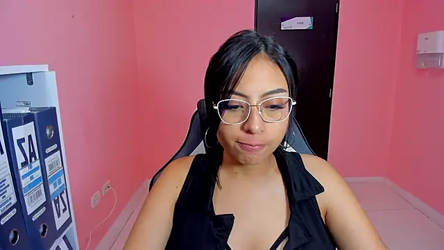 AlanaPetterson online show from 12-14-24, 12:55