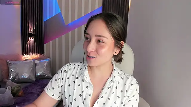 emily layton online show from 01-15-25, 03:39