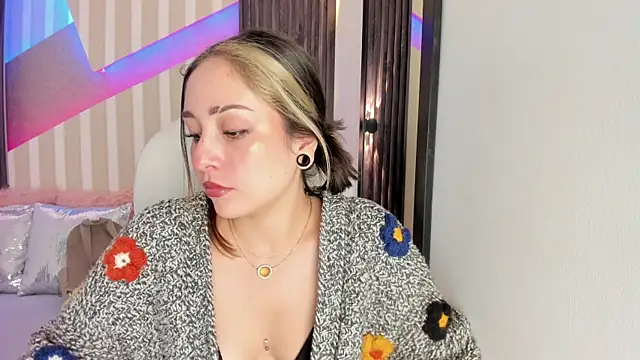 emily layton online show from 10-17-25, 02:41