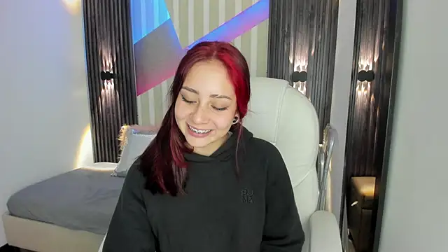 emily layton online show from 10-31-25, 01:56