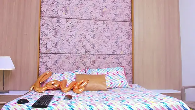 melody brunnet online show from 01-03-25, 12:08