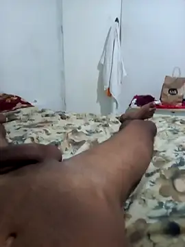 Snapshot of xsbrnsx chatting on 11-18-25, 06:23 xsbrnsx online show from 11-18-25, 06:23