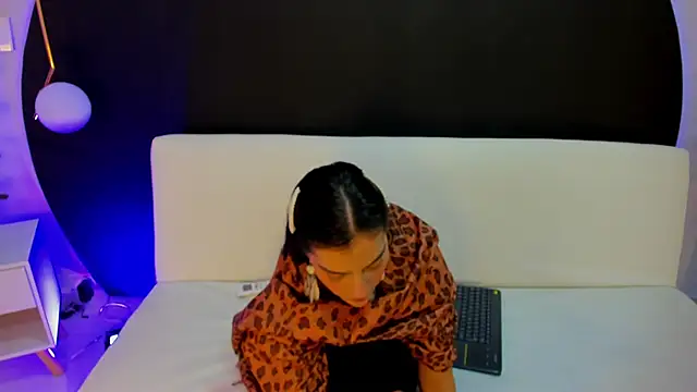 Snapshot of Ada_Monroe10 chatting on 02-11-26, 01:49 Ada Monroe10 online show from 02-11-26, 01:49