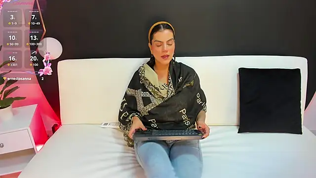 Snapshot of Ada_Monroe10 chatting on 02-17-26, 01:40 Ada Monroe10 online show from 02-17-26, 01:40